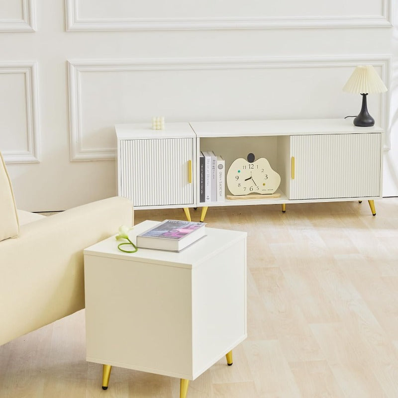 TV-Stand – TV-Meubel – Media Console – TV-Kast – Entertainmentmeubel – Wit Met Gouden Accenten – Geschikt Voor 80 Inch TV – Twee Afsluitbare Kasten