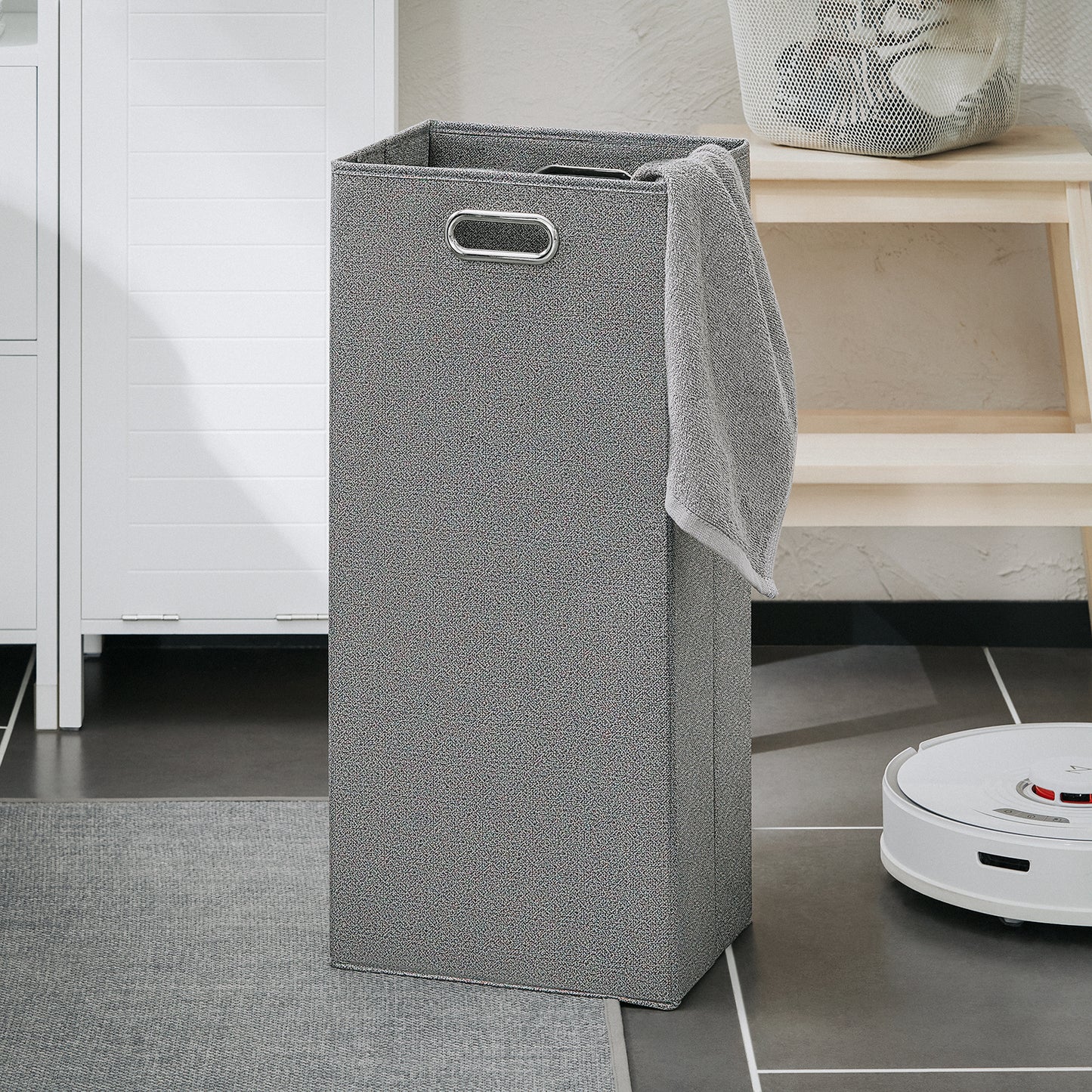 Badkamerkast – Kolomkast – Opbergkast – Smalle Kast – Vloerkast – Met Wasmand – 30x30x145 cm Wit – MDF & Bamboe