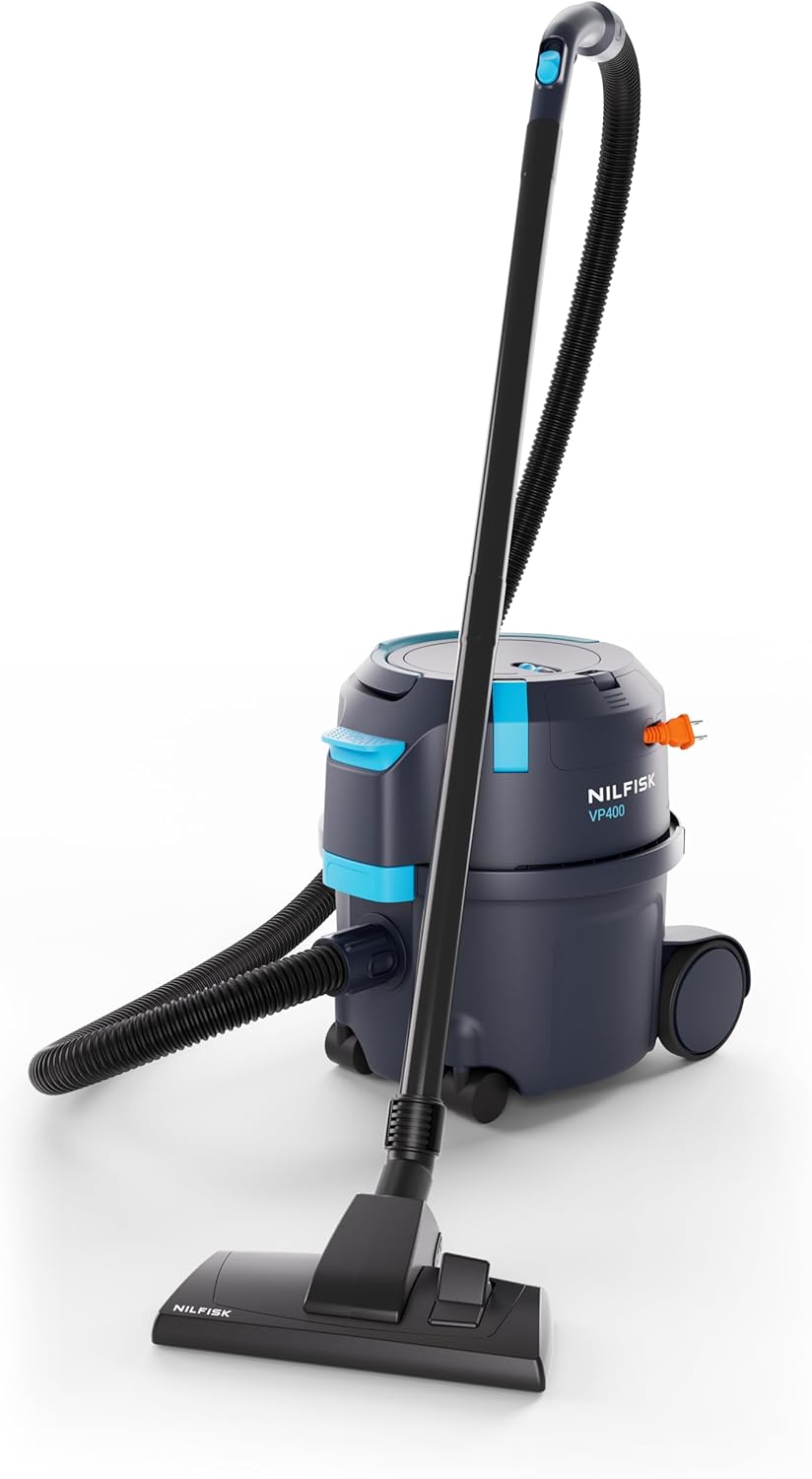NILFISK Droogzuiger VP400 HEPA EC EU – incl. filter en sproeiers (afmetingen 398 x 340 x 395 cm, kleur donkerblauw, filterzak volume 15 l, gewicht 5,5 kg) 107421172