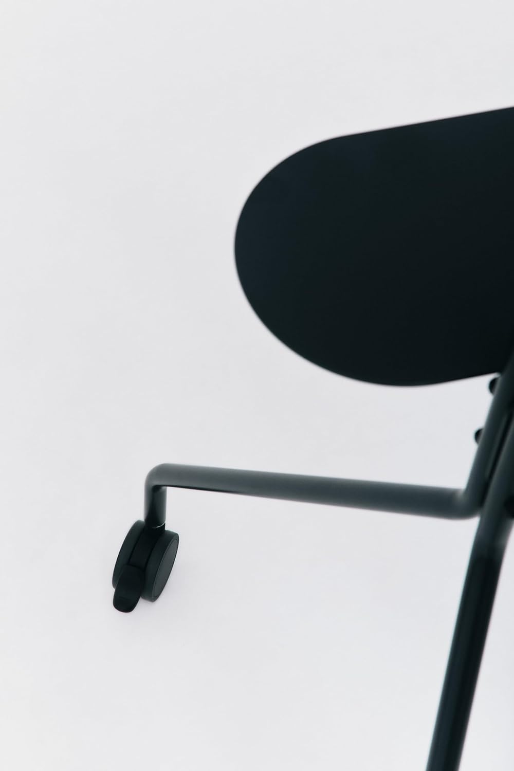 Pedestal Moon PRO tv-standaard oprolbaar voor beeldschermen, 40 tot 75 inch, mobiele televisiestandaard met wielen voor vergaderruimte, beurs, tentoonstelling, tv-rolwagen, professionele