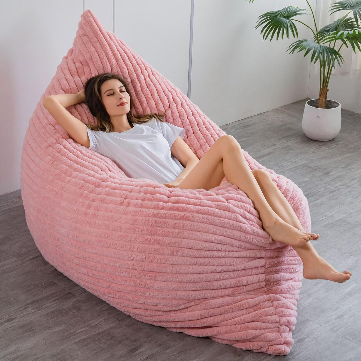 MAXYOYO Huge Bean Bag Bed, Square Bean Bag Chair, Large Faux Fur Sofa and Fluffy Filling for Adults Couples Guests (Corduroy Pink, 135x190cm)