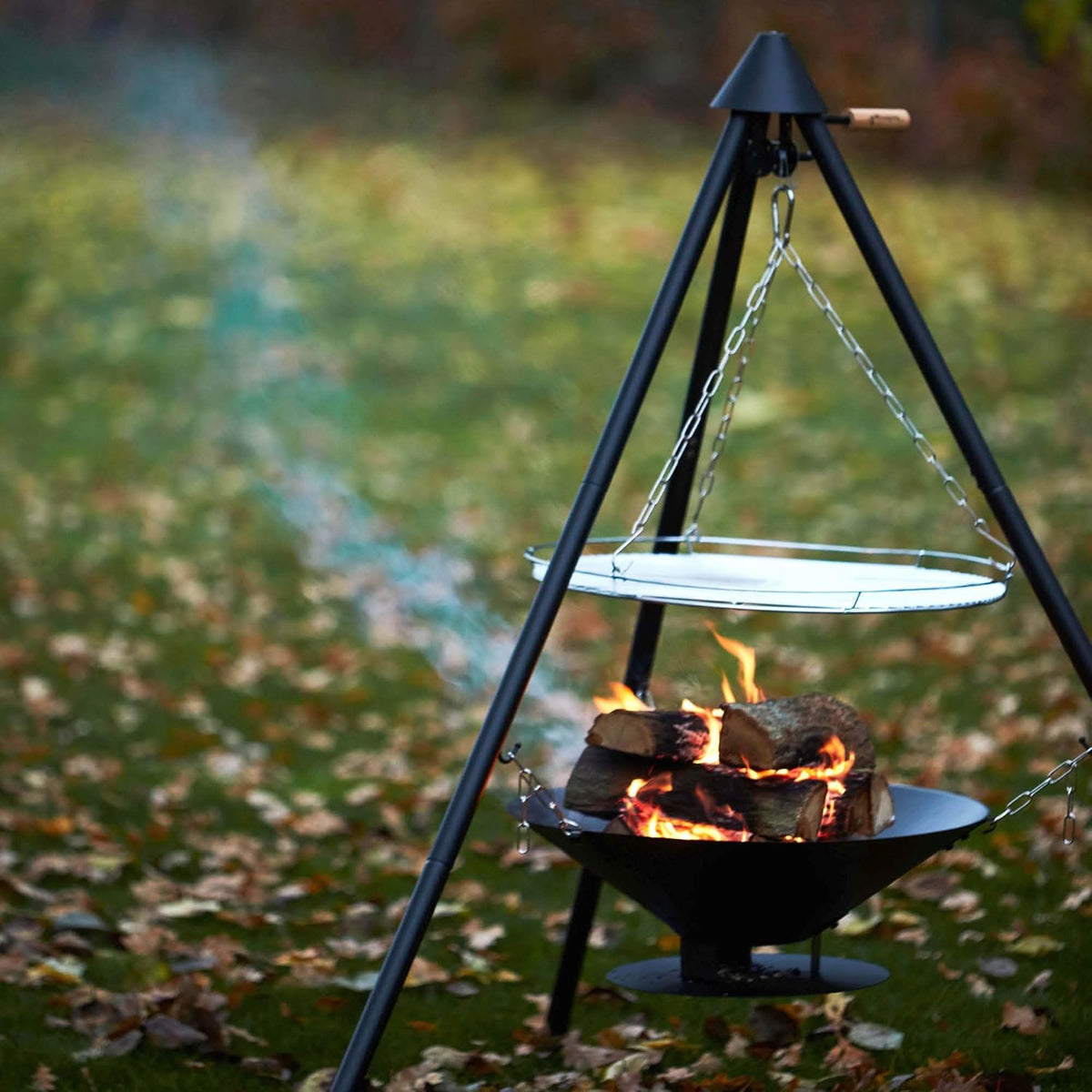 Barbecook driepoot hout BBQ Junko draagbare barbecue met draagtas inbegrepen, 60x60x166cm