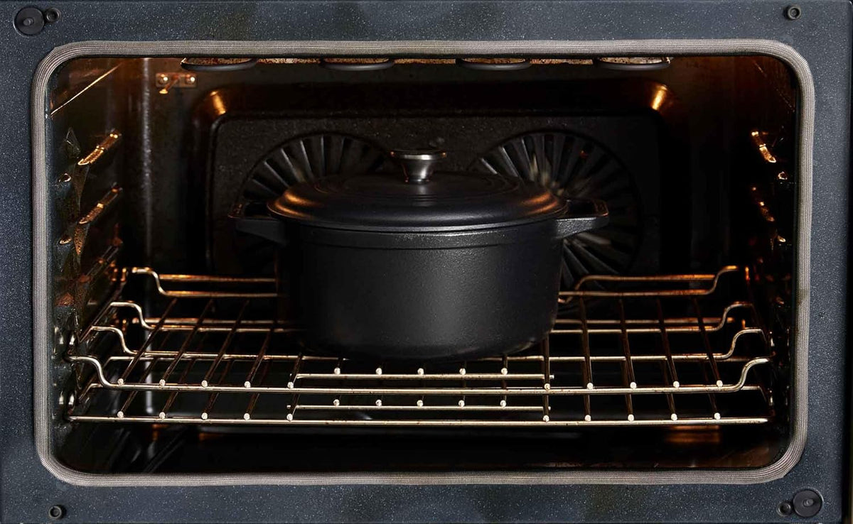Victoria Dutch Oven Inductie Geëmailleerd Gietijzer 29cm, Cocotte 6,6L, PTFE en PFOA vrij, Geschikt voor Vuur, Barbecue, Oven, Kookplaat, Keramische kookplaat, Gas