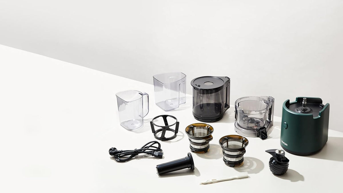 Hurom Slowjuicer | Sapcentrifuge voor groenten en fruit | H320N | Elektrische koudpers | Stille motor | Gemakkelijk schoon te maken met grote container en zeefilter 2L | BPA-vrij (ZWART)