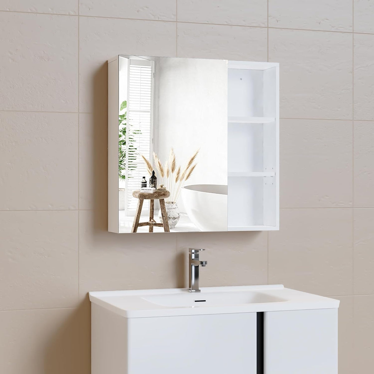 Mondeer Spiegelkast voor de badkamer, hangkast met spiegeldeur en verstelbare planken, afwateringsplank, ruimtebesparend, moderne stijl, 65 x 15 x 65 cm, wit