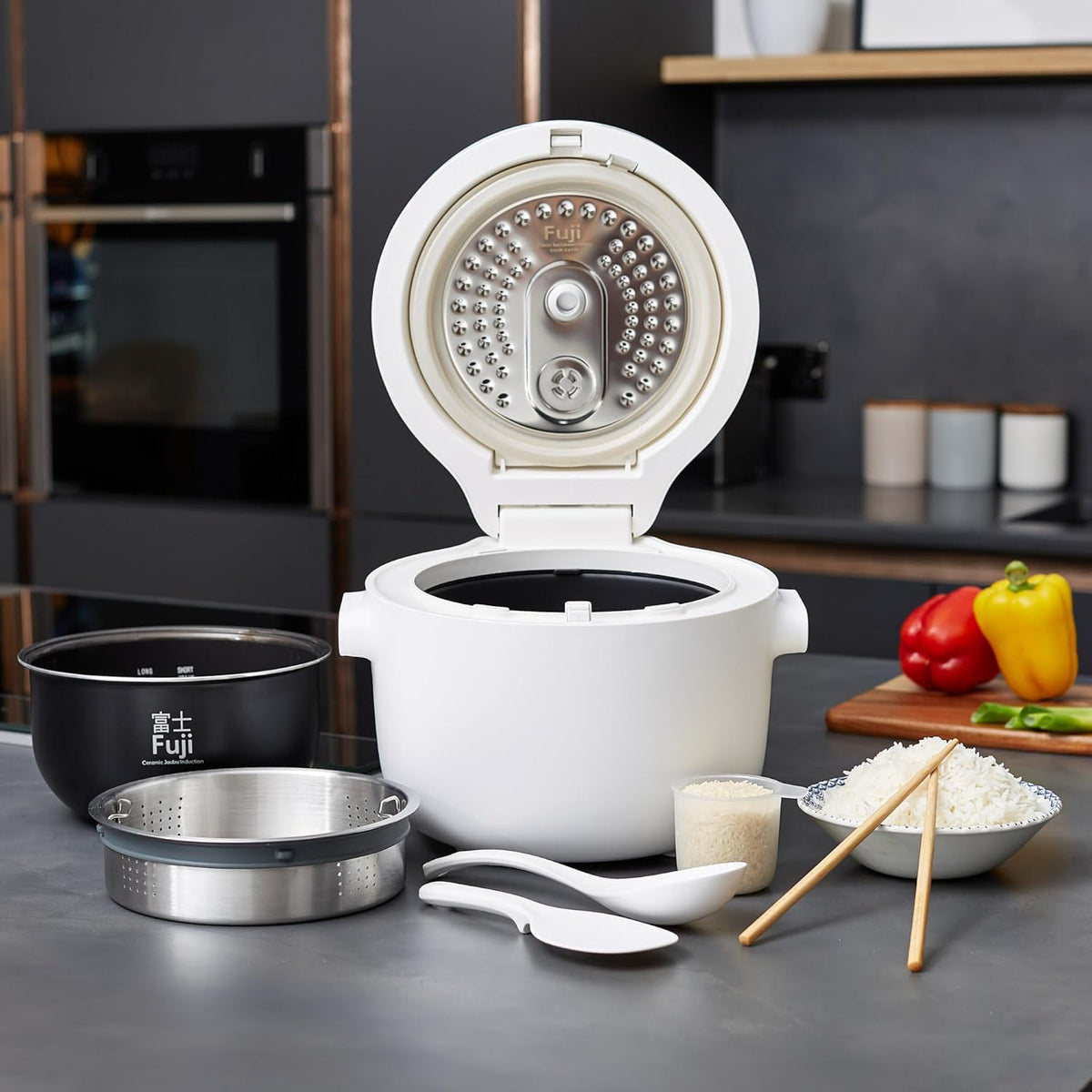 Yum Asia Fuji rijstkoker met inductieverwarming (IH) en keramische kom (5 kopjes, 1,0 liter), 7 rijstkookfuncties, 5 multicooker-functies, led-display, 220-240 V