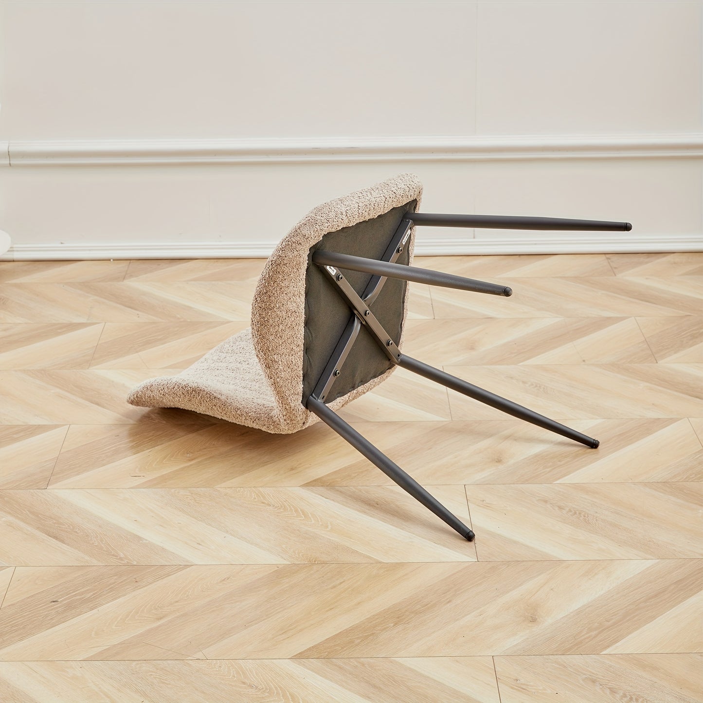 Eetkamerstoel – Kuipstoel – Keukenstoel – Stoel – Dinerstoel – Mid-Century Modern – Linnen Bekleding – Metalen Frame – Ergonomische Rugleuning – Set van 4 – Beige Bruin