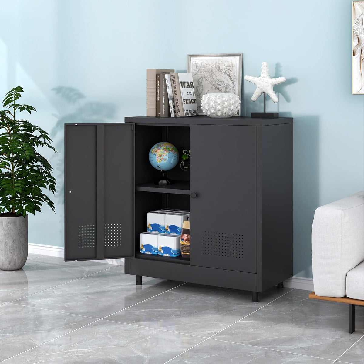 Metalen opbergkast met 2 deuren en verstelbare plank, stalen accent dressoir buffetkast voor thuis, kantoor, garage, entree, woonkamer, keukenkast en eetkamer (zwart) - QUORE