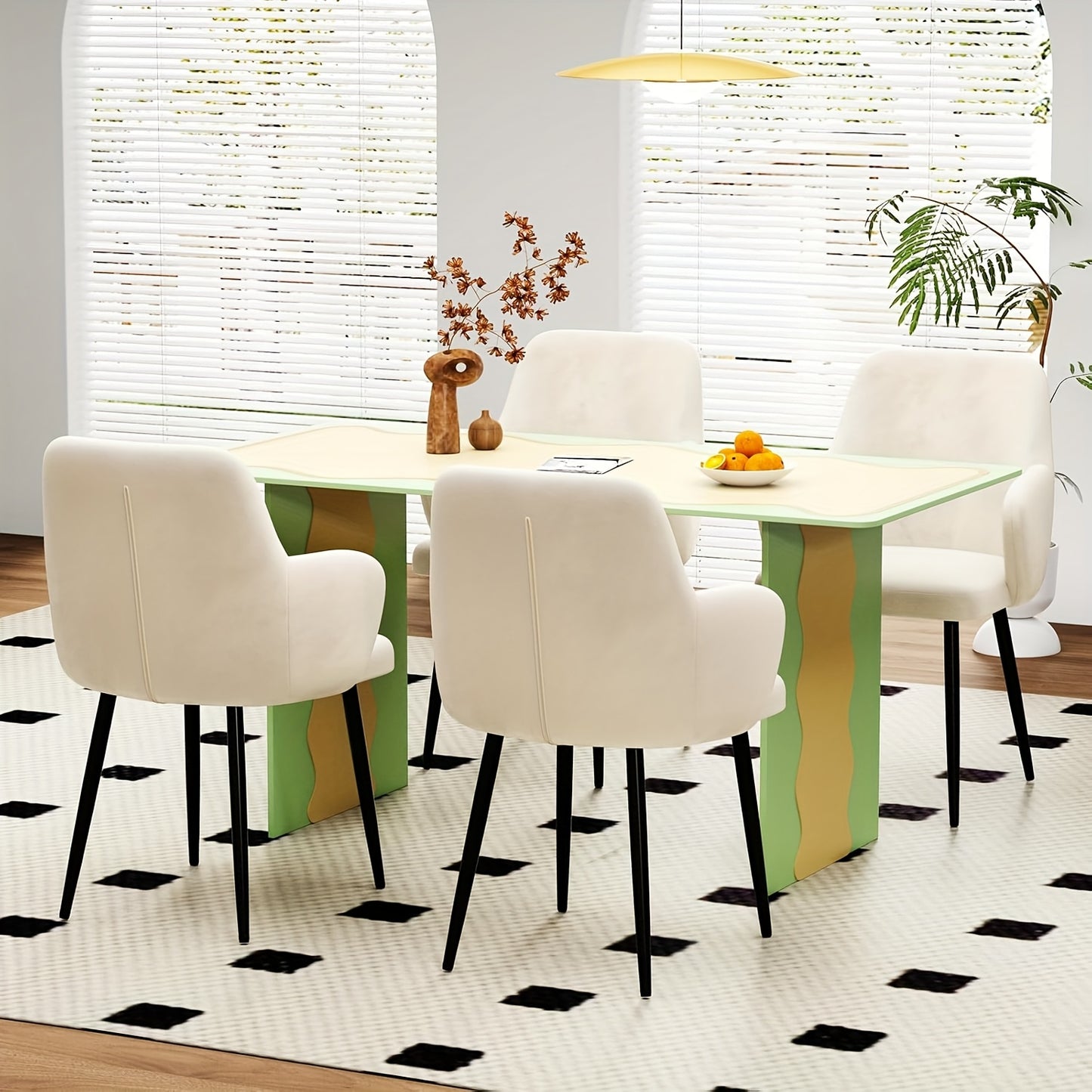 Set van 2 Nordic Vintage Eetkamerstoelen – Gestoffeerde Stoelen met Armleuningen in Velvet – Lichtbeige, Voor Keuken, Woonkamer, Thuis of Restaurant