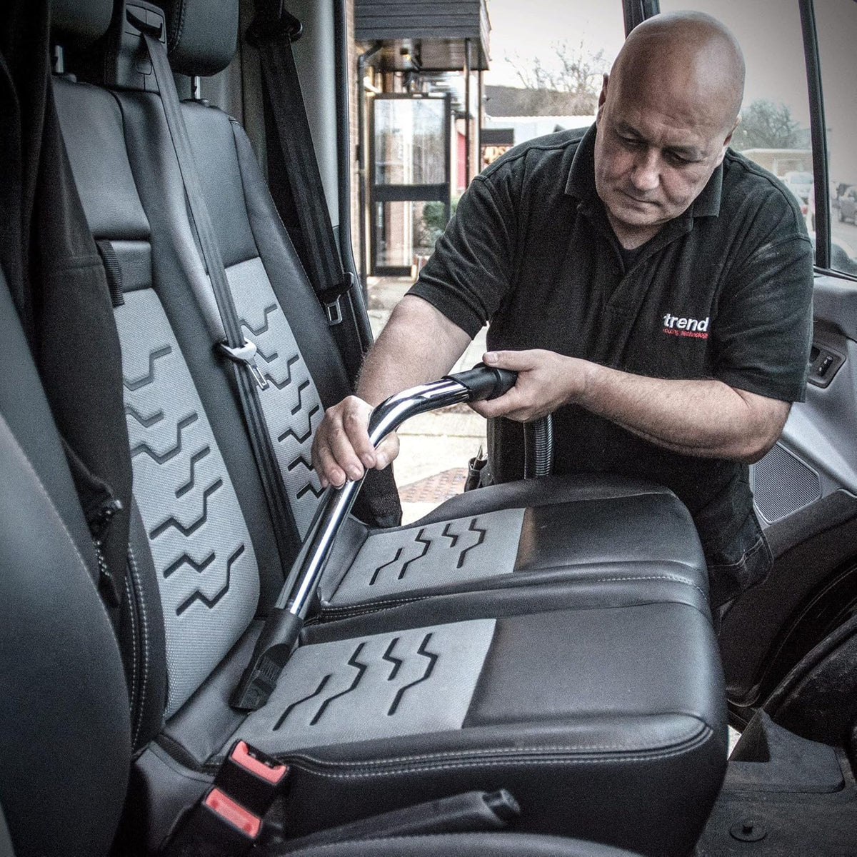 Trend Stofzuiger M-Class 800W 230V Eurostekker, 20 liter inhoud, lange stroomkabel van 5 meter, stofafzuiger ideaal voor gebruik op de bouwplaats, T32/EURO