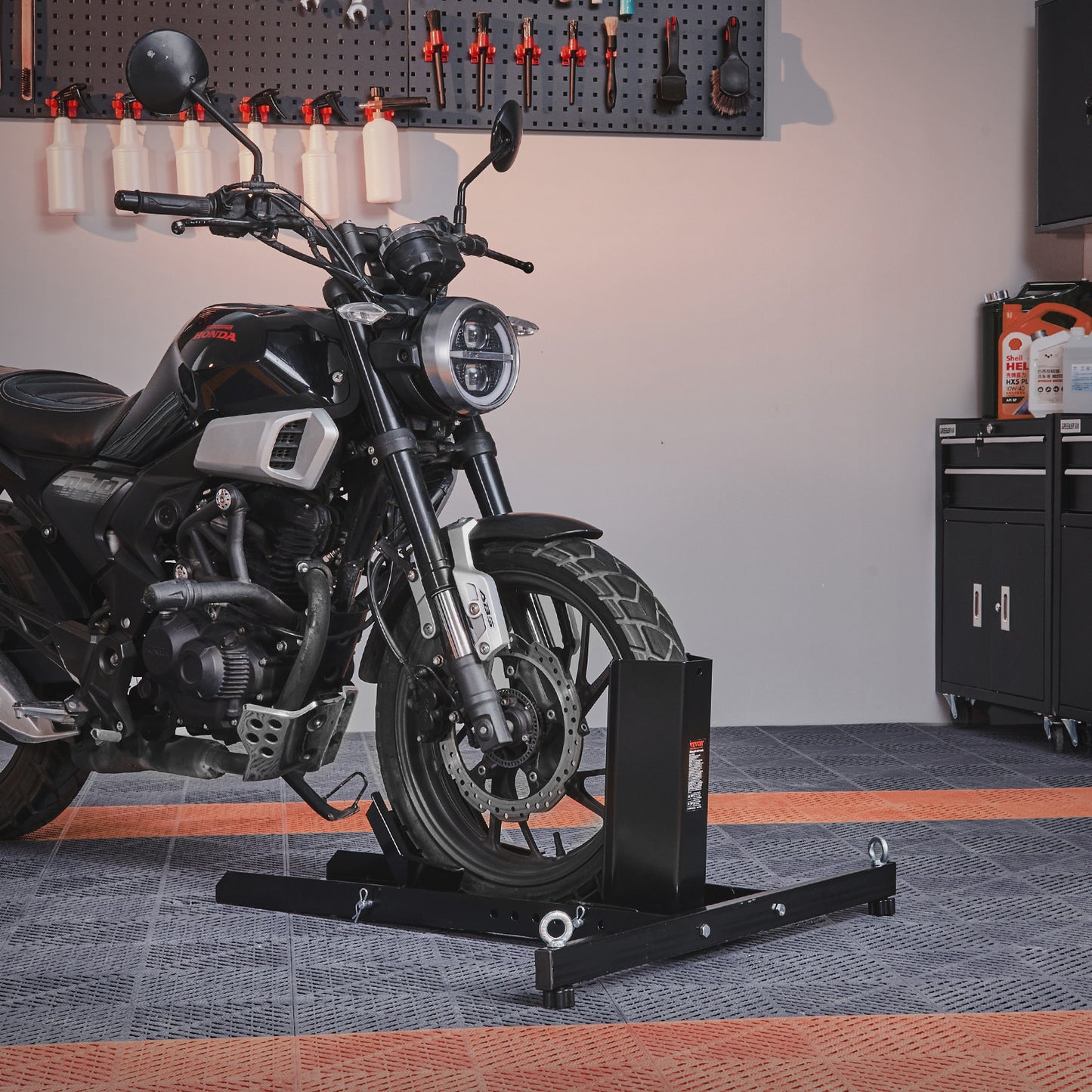 Motorstandaard – Wielhouder Motorfiets – Wielenstopper – Motorparkeerstandaard – Verstelbare Motorwielhouder – Zwart – Geschikt Voor Wielen 15-22 Inch – Draagvermogen Tot 815 Kg - QUORE