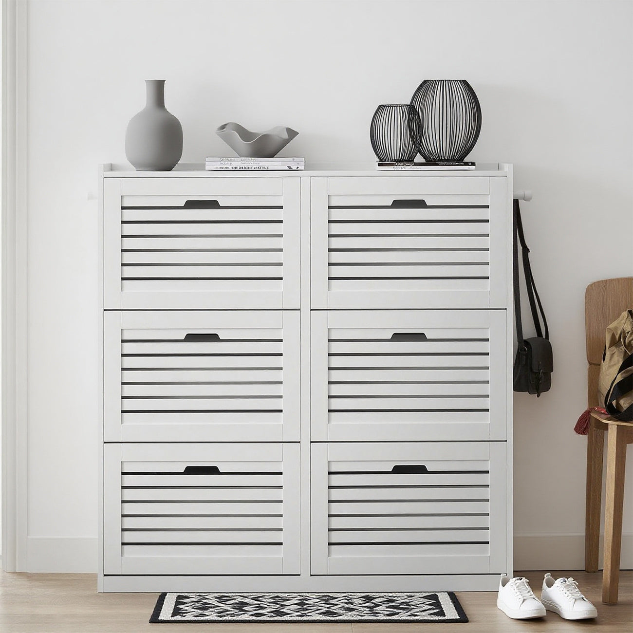 Keukenkast – Keukenbuffet – Dressoir – Opbergkast – Vitrinekast – MDF Beige – 4 Deuren Met 2 Glazen Deuren – Inclusief Lade 182,5 cm Hoog