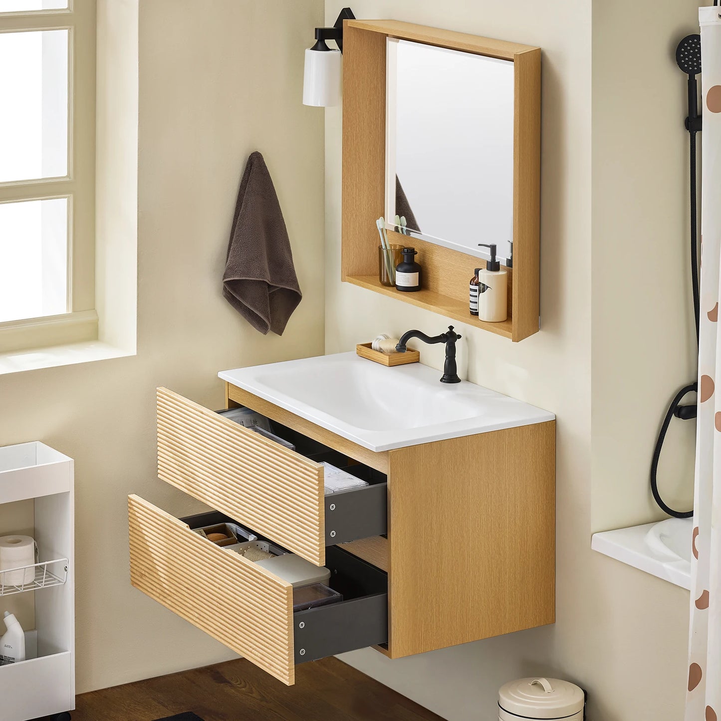 Bekkenstoel – Zithulpstoel – Ergonomische Stoel – Zitcomfort – Stoelverhoger NATURE – Compact Design – MDF Met Keramische Wasbak