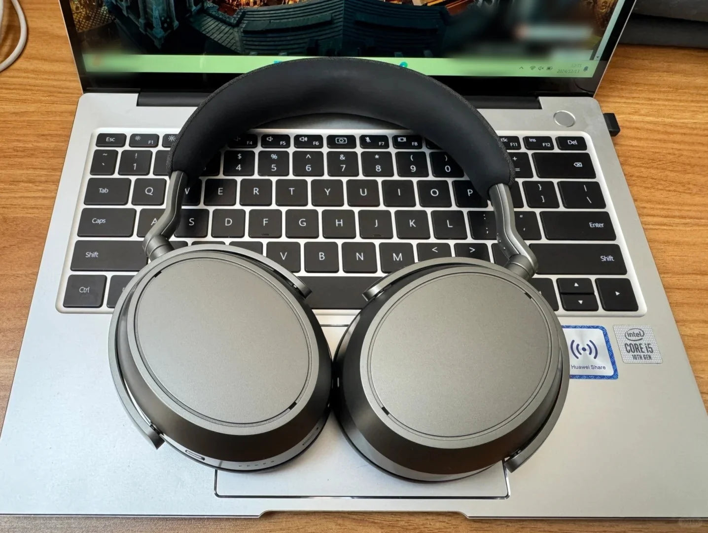 Draadloze Hoofdtelefoon – Bluetooth Hoofdtelefoon – Noise Cancelling Koptelefoon – Over-Ear Hoofdtelefoon – 42mm Drivers – 60 Uur Batterijduur - QUORE
