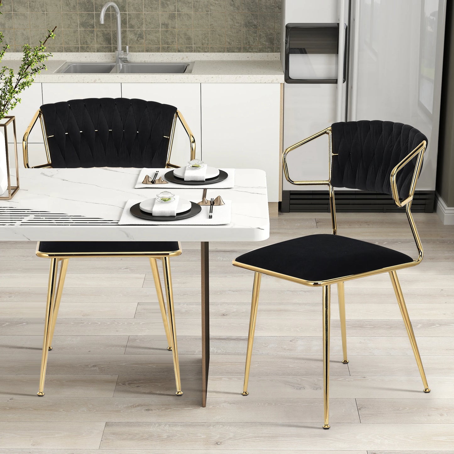 Eetkamerstoelen – Velvet Eetkamerstoelen – Fluwelen Stoelen – Design Stoelen – Luxe Stoelen – Ergonomisch Comfort – Metalen Poot Stabiel - 39 x 50 x 77 cm - Zwart