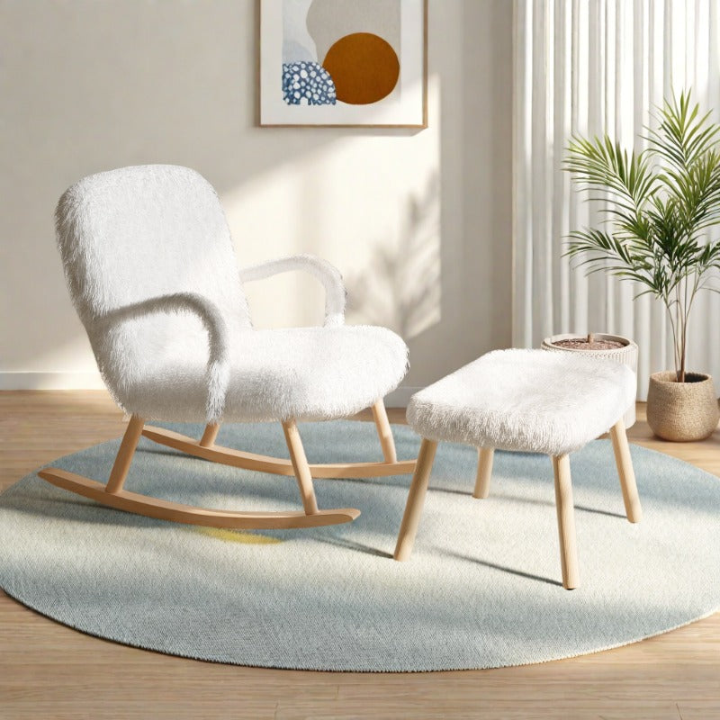 Schommelstoel – Relaxstoel – Fauteuil – Wipstoel – Lounge Stoel – Met Voetensteun – Wit Pluche – Massief Houten Frame