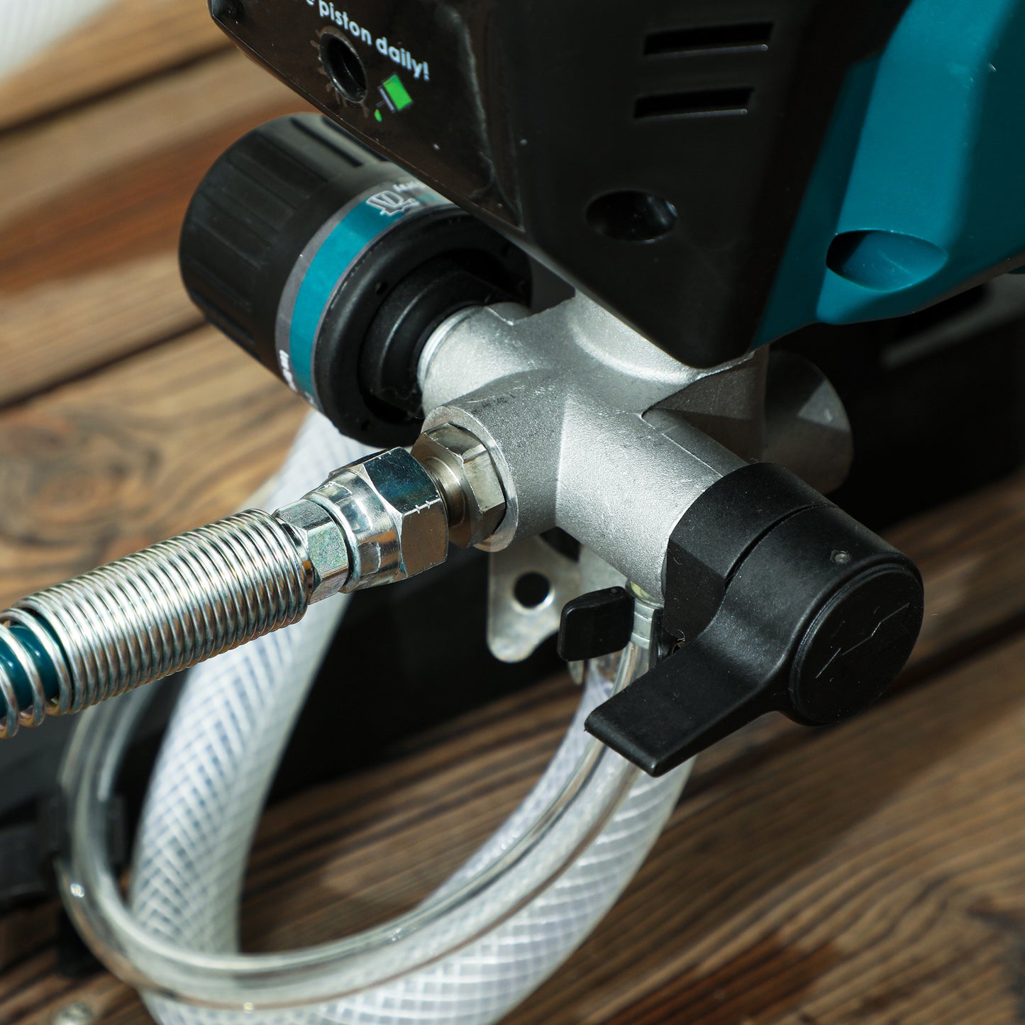 Elektrisch Verfspuitsysteem – Verfspuitpistool – Spuitapparaat – Verfspuitinstallatie – Verfspuitmachine – Blauw – 700W Motor – 200 Bar Druk