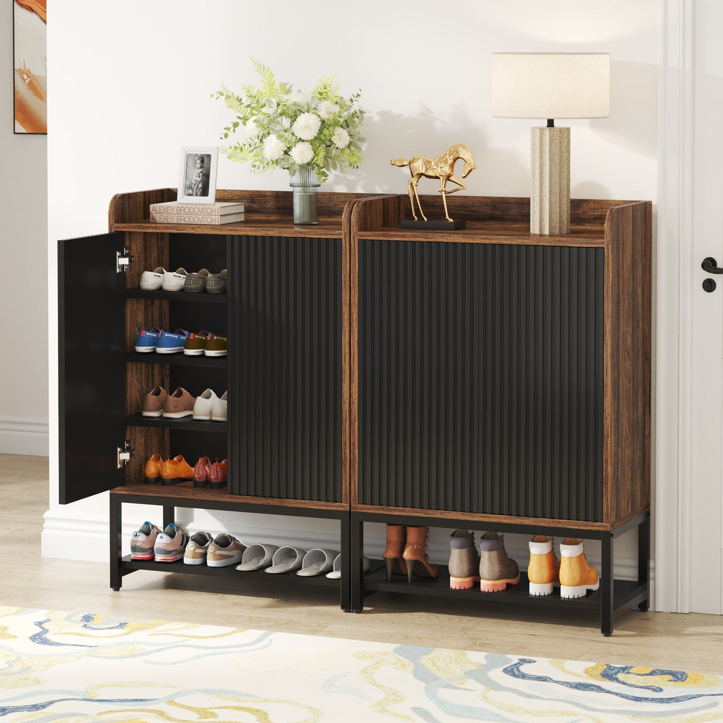 Schoenenkast – Schoenenrek – Schoenenopberger – Halkast – Schoenenbank – 5 Lagen – Hout – 73x35x105 cm – Zwart/Bruin – Voor 15-20 Paar Schoenen – Compact & Met Deuren