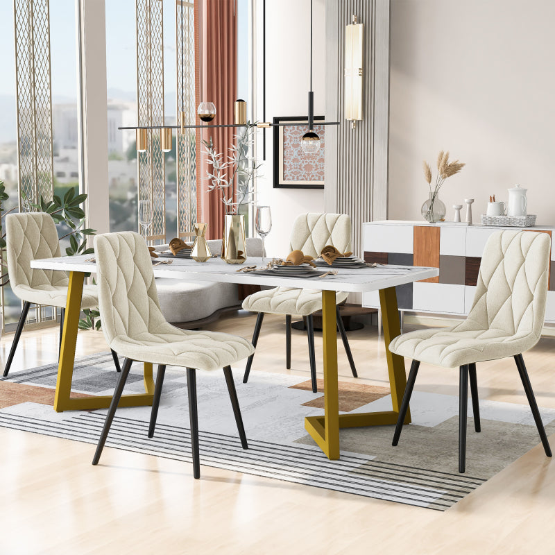 Eettafelset – Tafel met Stoelen – Eettafel en Stoelenset – Diningset – Beige Velvet Stoelen – 117×68×75 cm MDF Marmerlook Tafel – Gouden Metalen Poten