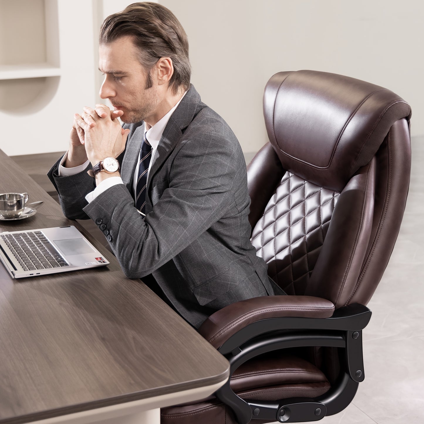 Ergonomische Bureaustoel – Comfortabele Stoel – Bureaustoel Voor Grote Personen – Verstelbare Lendensteun – Extra Brede Zitting – Draagvermogen 226 Kg - Bruin
