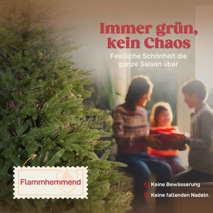 Kunstkerstboom – Nepkerstboom – Valse Kerstboom – Sfeervolle Boom – Kerstdecoratie – Realistische Takken – Inklapbare Takken – Houten Standaard