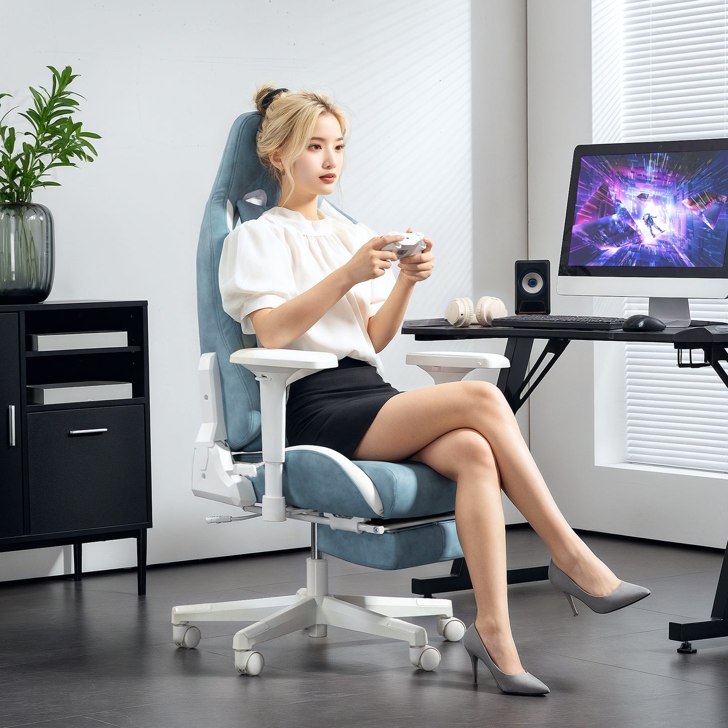 Gamingstoel – Gamestoel – Gaming Chair – Game Stoel – Bureaustoel – Ergonomisch – Verstelbaar – Kunstleer – Met Voetsteun – 150° Kantelbaar – Blauw – 360° Draaibaar – Armleuningen Verstelbaar