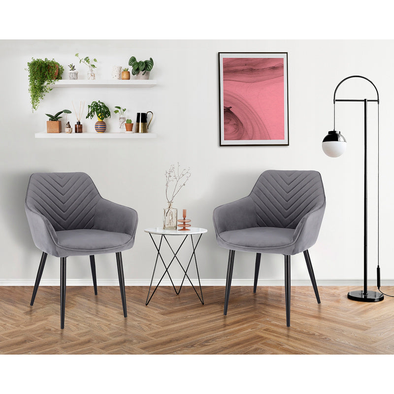 Stoel – Eetkamerstoel – Fauteuil – Kuipstoel – Zithoekstoel – Fluwelen Bekleding – Zwarte Metalen Poten – Hoogte 82 cm – Max. 120 kg