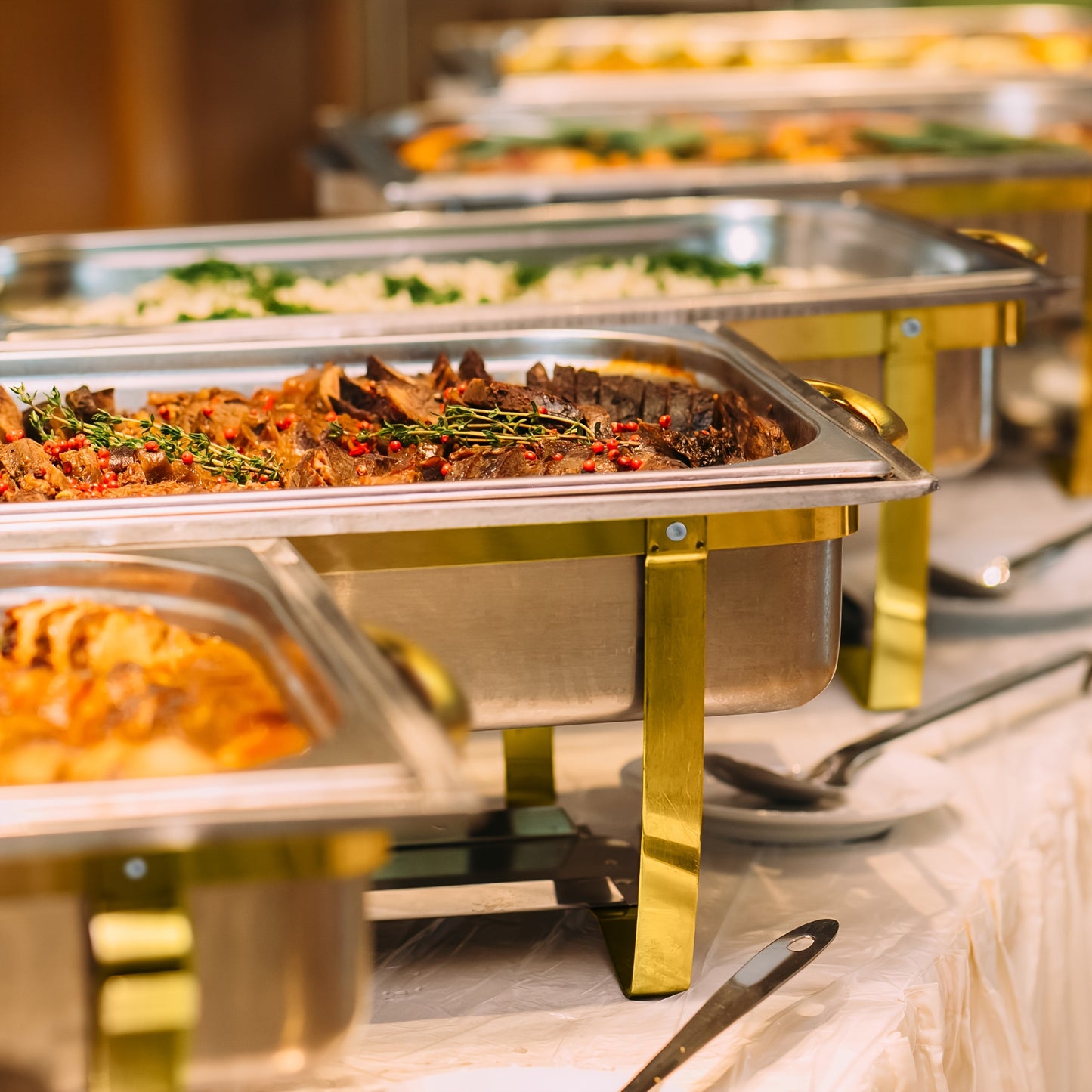 Chafing Dish – Buffetwarmer – Warmhoudplaat – Warmhoudschaal – Warmhoudbak – 6-delig – Goudkleurig Roestvrij Staal – Rechthoekig