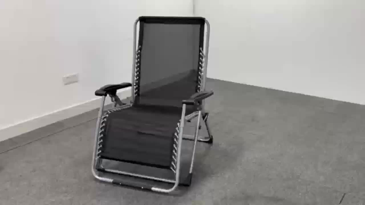 Inklapbare Loungestoel – Campingstoel – Tuinstoel – Balkonstoel – Relaxstoel – Verstelbare Rugleuning – Uitneembare Kussens – Stevig Metalen Frame – Inclusief Hoofdsteun en Zijtafel – Silvery 65 cm