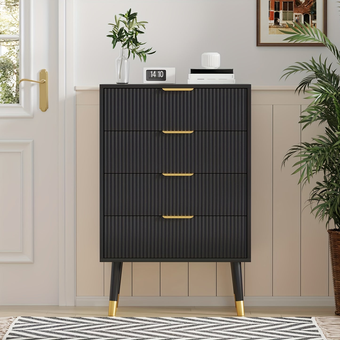 Ladekast – Ladekasten – Dressoir – Opbergkast – Ladenkast Zwart – Fluted Design – Gouden Metalen Poten – Compact Formaat – Geen Montage Nodig