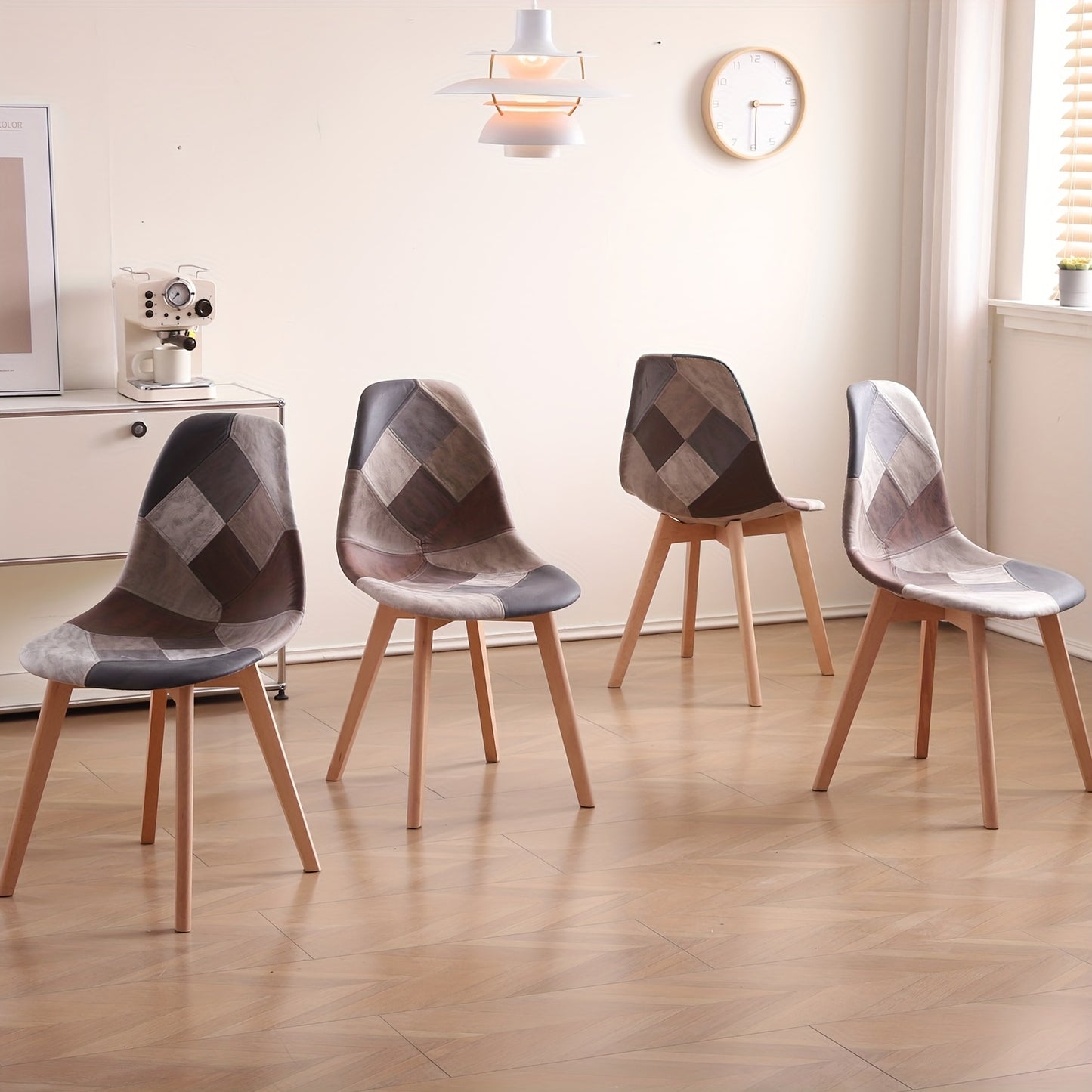 Eetkamerstoel – Stoel – Kuipstoel – Keukenstoel – Eettafelstoel – Patchwork Bruin – Beukenhouten Poot – Stevige Rugleuning