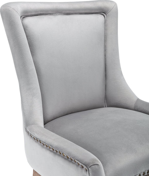 Deluxe Eetkamerstoelen - Grijs (2 stuks) – Gestoffeerde Stoelen met Massief Houten Poten en Fluwelen Bekleding