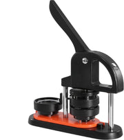 Button Maker B58 - Hoogwaardige Button Machine - Ergonomisch - Eenvoudig Gebruik en Installatie - Incl. 100 Buttons (58mm) en Patronenboek - DIY - Hobby