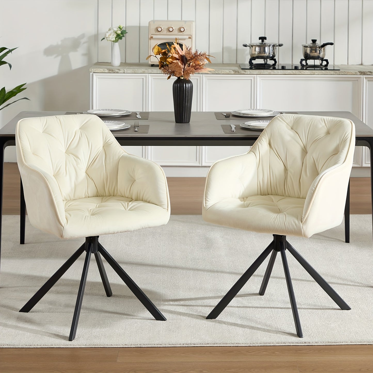 Eetkamerstoelen – Stoelen – Kuipstoelen – Fauteuils – Woonkamerstoelen – Beige Velvet Bekleding – Met Armleuningen en Metaal Kruispoot