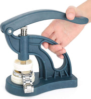 Sturdy and durable - Non-slip handle - Battery replacement - Closer view of the case