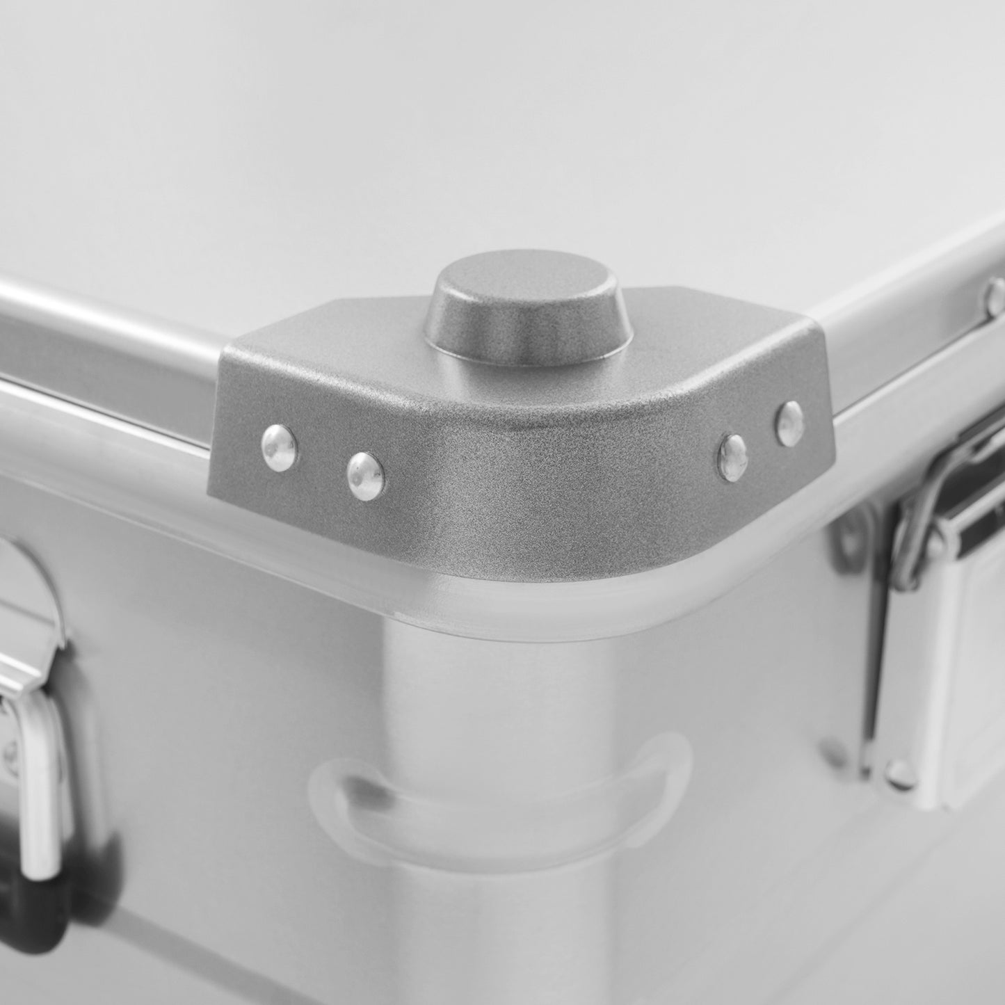 Opbergbox Aluminium – Opbergkist, Opbergdoos, Opbergcontainer, Opbergbak – Robuust & Sluitbaar – 50L Grote Inhoud, Weerbestendig