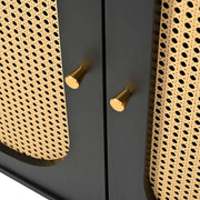 Gutent Dressoir, Zwart, met 3 deuren, Veel Opbergruimte, Kunstrotan Deuren en metalen handgrepen, is een accentstuk in de eetkamer, woonkamer en keuken.