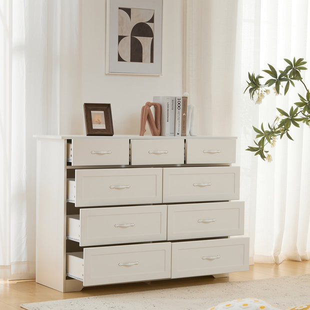 Witte Ladekast met 9 Lades – Grote Opbergkast 120x40x88 cm – Gelakt Halmeubel met Golvend Design en Slagvaste Hoeken – Voor Woonkamer, Badkamer of Slaapkamer