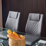 Eetkamerstoel Set van 4 - Grijs - Met Ruitpatroon op de Rugleuning - Verchroomd Metalen Frame - Belastbaar tot 150 kg - Kunstlederen Bekleding