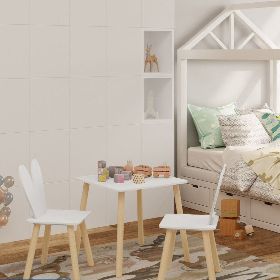 Kindertafelset met stoelen - Activiteitentafel voor kinderen - Creatieve speelset - Veilig en duurzaam - Met rugleuningen in de vorm van konijnenoren - Ideaal voor kinderkamers en babykamers - Witte tafel en 2 stoelenset - Konijnentafelset