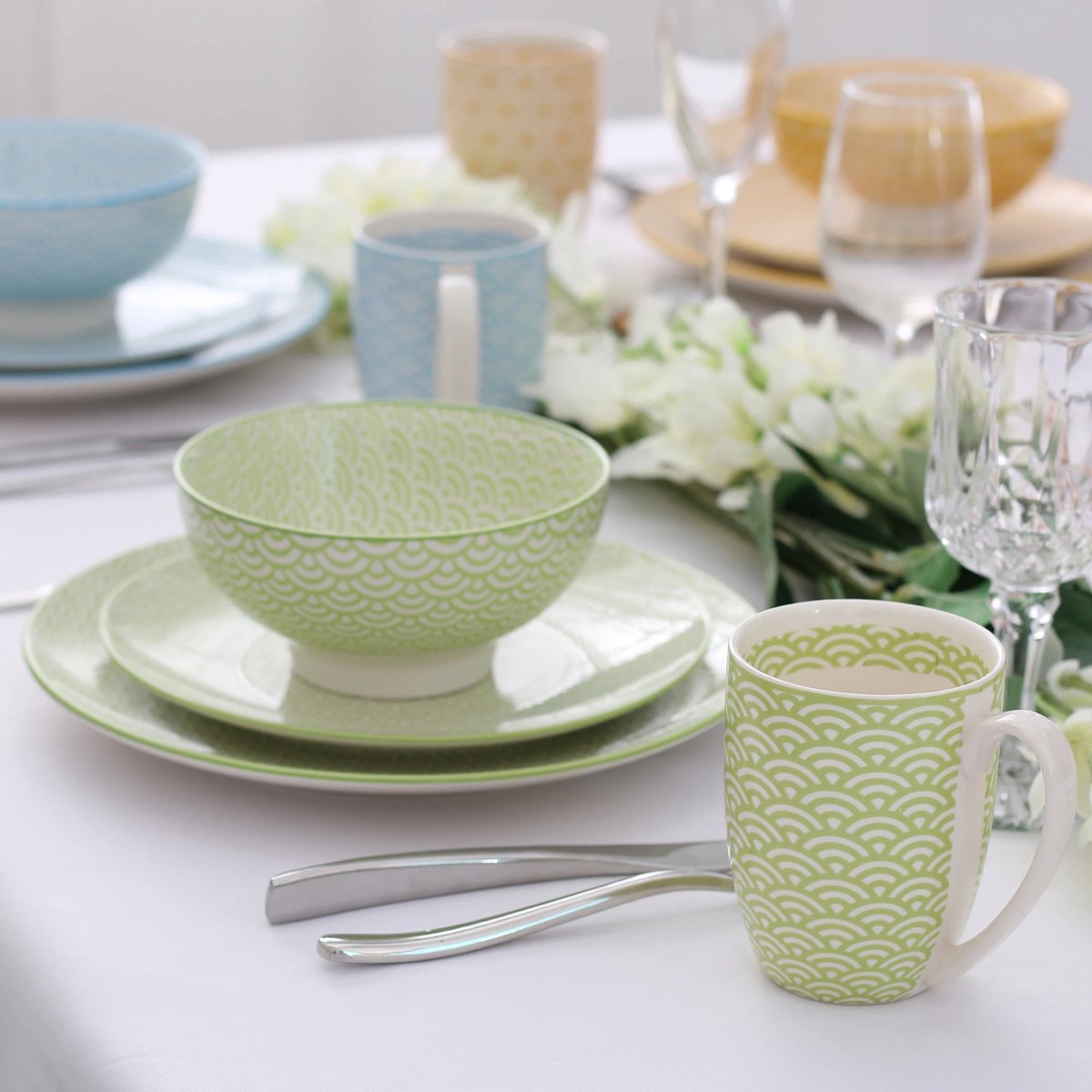 Luxe Serviesset – 32 delig – 8 persoons – Porselein - Bordenset – Dinner platen – Dessertborden - Kommen - Mokken - Schaaltjes - Meerkleurig