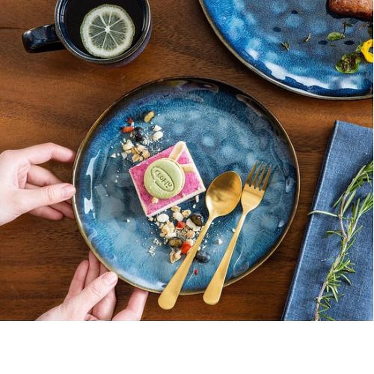 32-Delige Serviesset - 8 Persoons - Sterrenblauwe Glazuurlaag - Inclusief Dinerborden, Dessertborden, Kommen en Mokken - Blauw