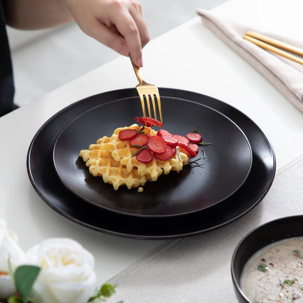 Luxe Serviesset - 32-Delig - 8 Persoons - Keramiek - Bordenset - Dinner Platen - Dessertborden - Kommen - Mokken - Schaaltjes - Zwart