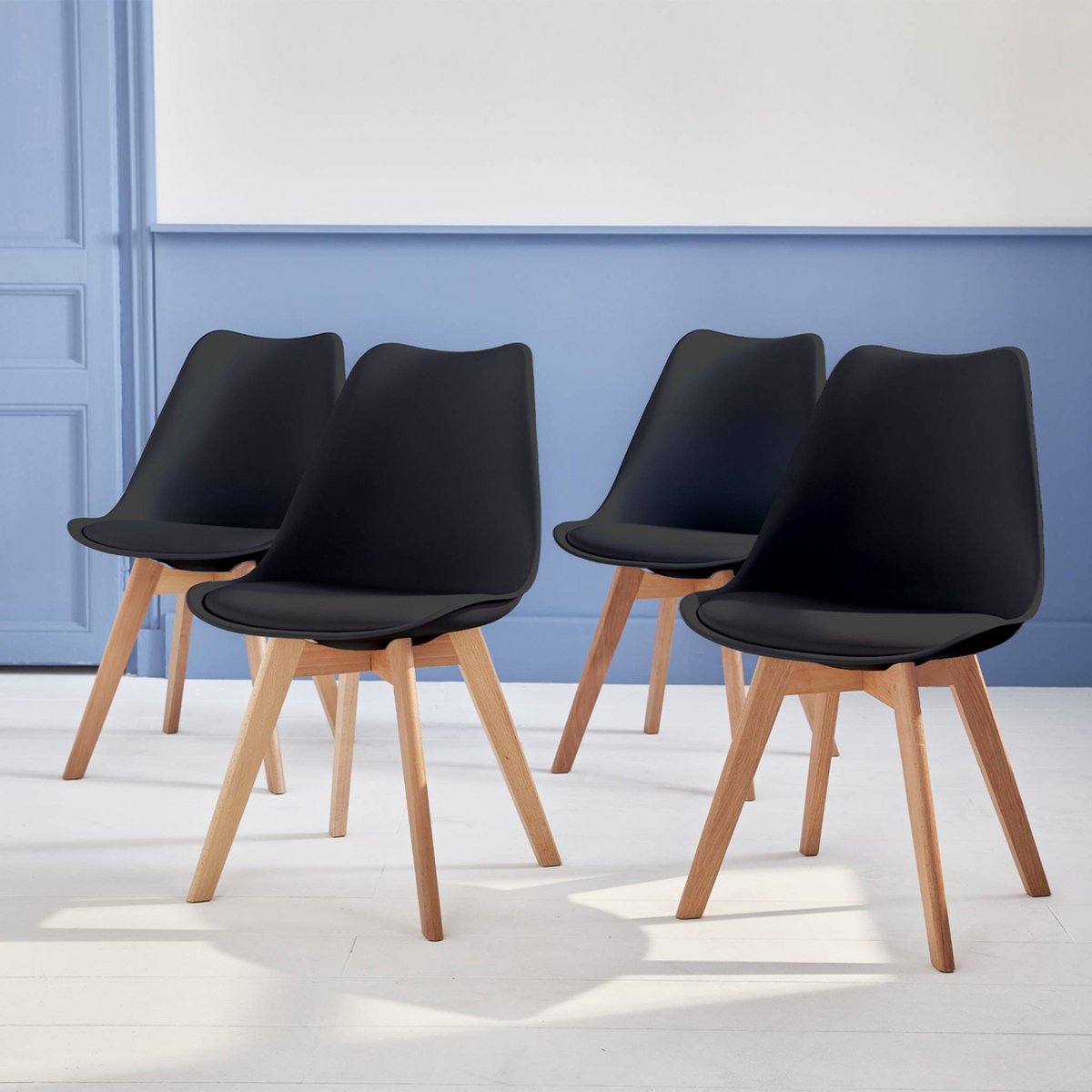 Kuipstoelen - set van 4 met houten poten - Sponskussen woonkamerstoel