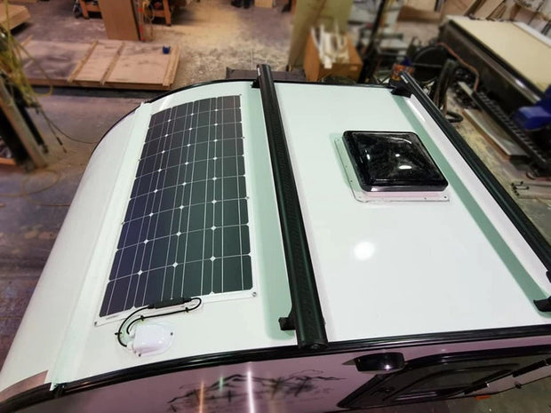 Flexibel Zonnepaneel - Compleet Pakket - 100W Solar Energy System - Buigbaar - UltraDun 3MM - Lichtgewicht - Zonnepaneel Camper