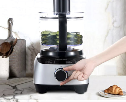 Keukenmachine - Alles in 1 keukenmachine - Multifunctionele keukenmachine - 11 in 1 - Blender - Citruspers - Kneden - Hakken - Malen - Mixen - 1300W - Zilvergrijs - QUORE