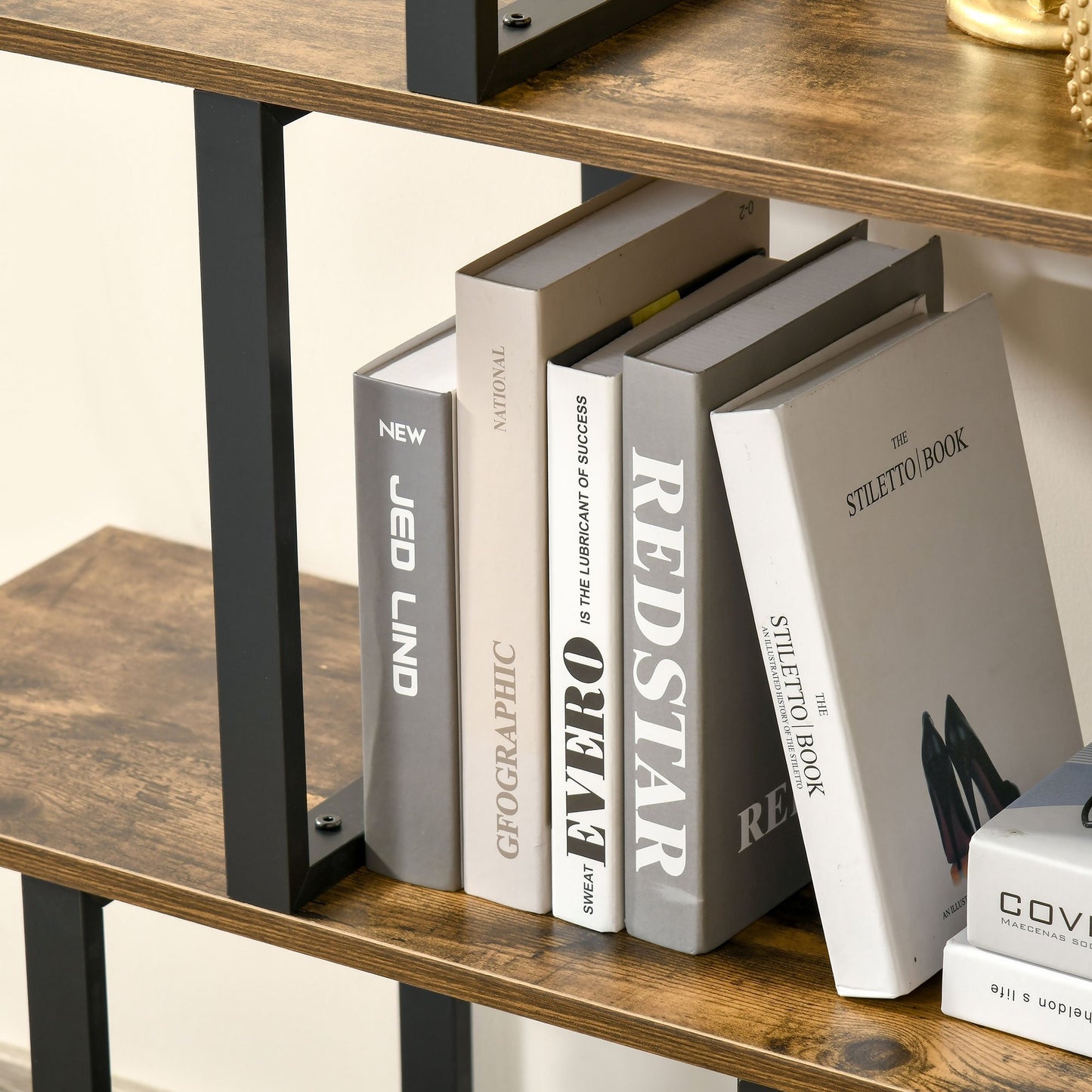 Trapvormige Boekenkast – Boekenkast Industrieel – Open Kasten – Roomdivider – Vakkenkast – Robuust Hout – 5 Niveaus – 102x30x160 cm – Rustieke Bruin