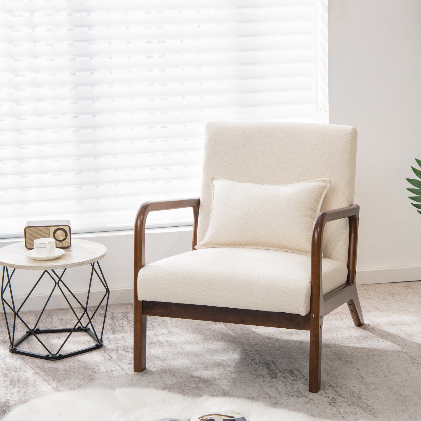 Accentstoel – Fauteuil – Relaxstoel – Lounge Chair – Leunstoel – Met Lendenkussen – Rubberhouten Frame – Beige – Ergonomische Rugleuning – Zachte Schuimzitting