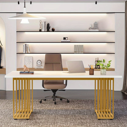 Modern Bureau – Strakke Werkplek – Computertafel – Studietafel – Kantoor Bureau – Wit Met Gouden Metalen Poten – 180 cm Breed – Stevig Engineered Houten Blad
