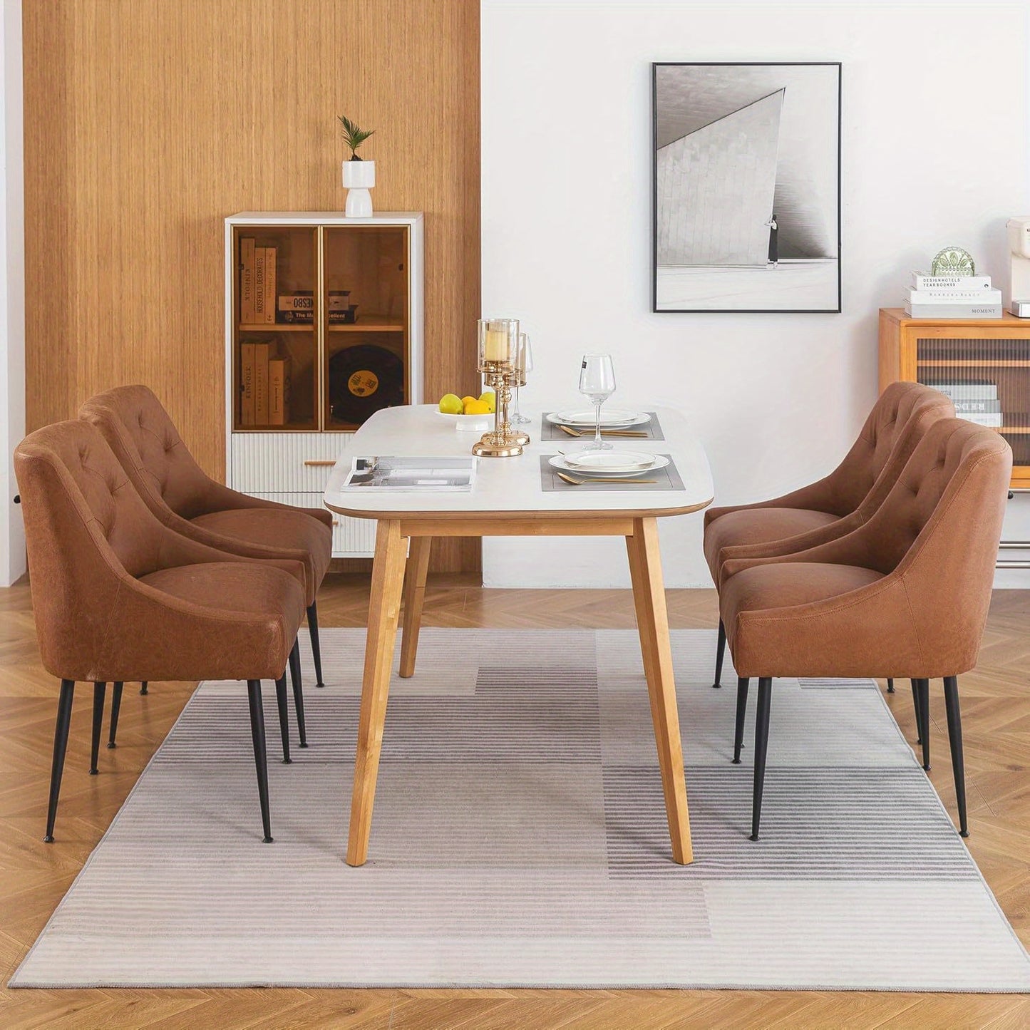 Eetkamerstoel – Stoel – Kuipstoel – Keukenstoel – Woonkamerstoel – Lichtbruine Bekleding – Metalen Frame – Mid-Century Design – Diamantvormige Stiksels – Set van 2